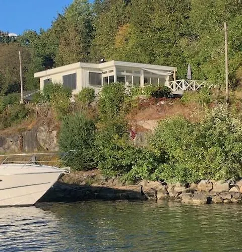 Renovated Sea Facing On The Eidanger Fjord Holiday home *
